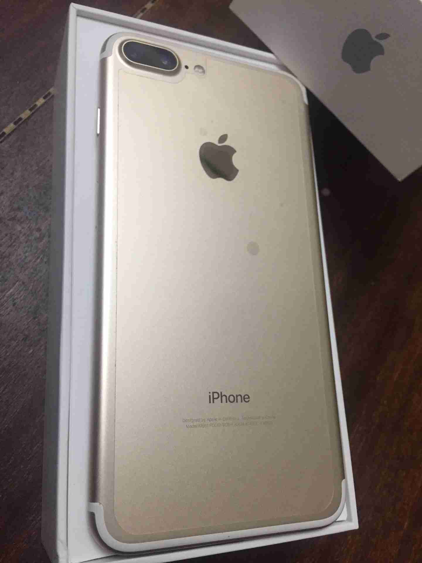 ايفوون 7plus 128g ولا خشط ولا نقرة وكالة مع الشاحن والكرتونة
لا تنسَ أنك شاهدت هذا الإعلان في عنكبوت...
