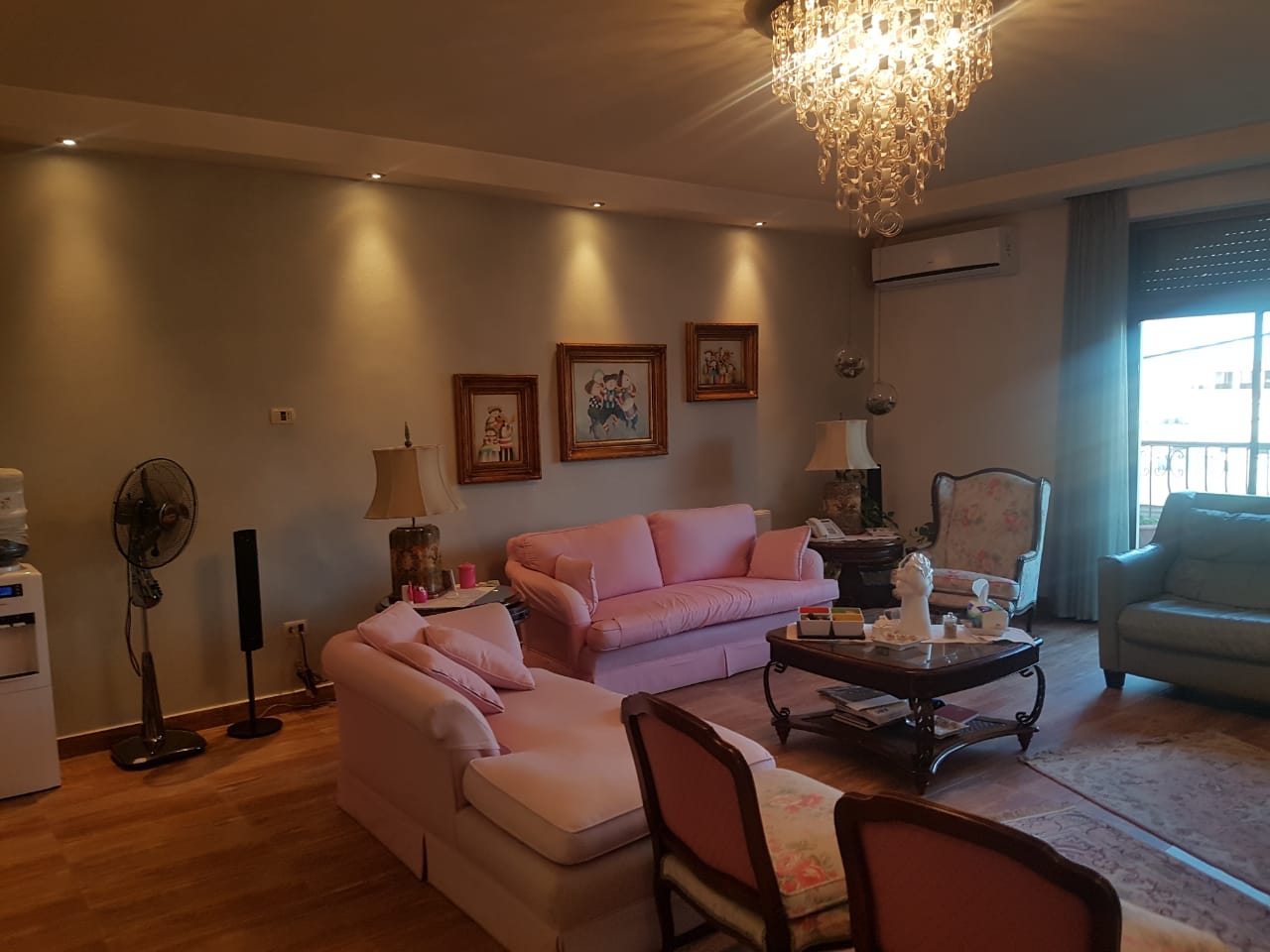 فيلااااا في عبدون 800 م للبيع المستعجل بدااااعي السفر                                            


	 				لا تنسَ أنك شاهدت هذا الإعلان في عنكبوت...