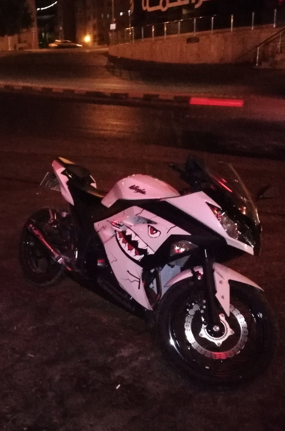 kawasaki ninja 300 2017
لا تنسَ أنك شاهدت هذا الإعلان في عنكبوت
- نينجا 300
- لون ابيض لؤلؤي...
