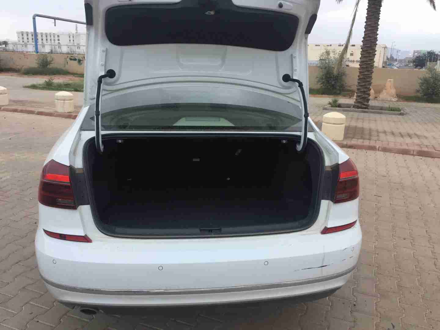 فولكسفاغن باسات 2018 مزايدة أو للتنازل تنتهي الأربعاء
لا تنسَ أنك شاهدت هذا الإعلان في عنكبوت...