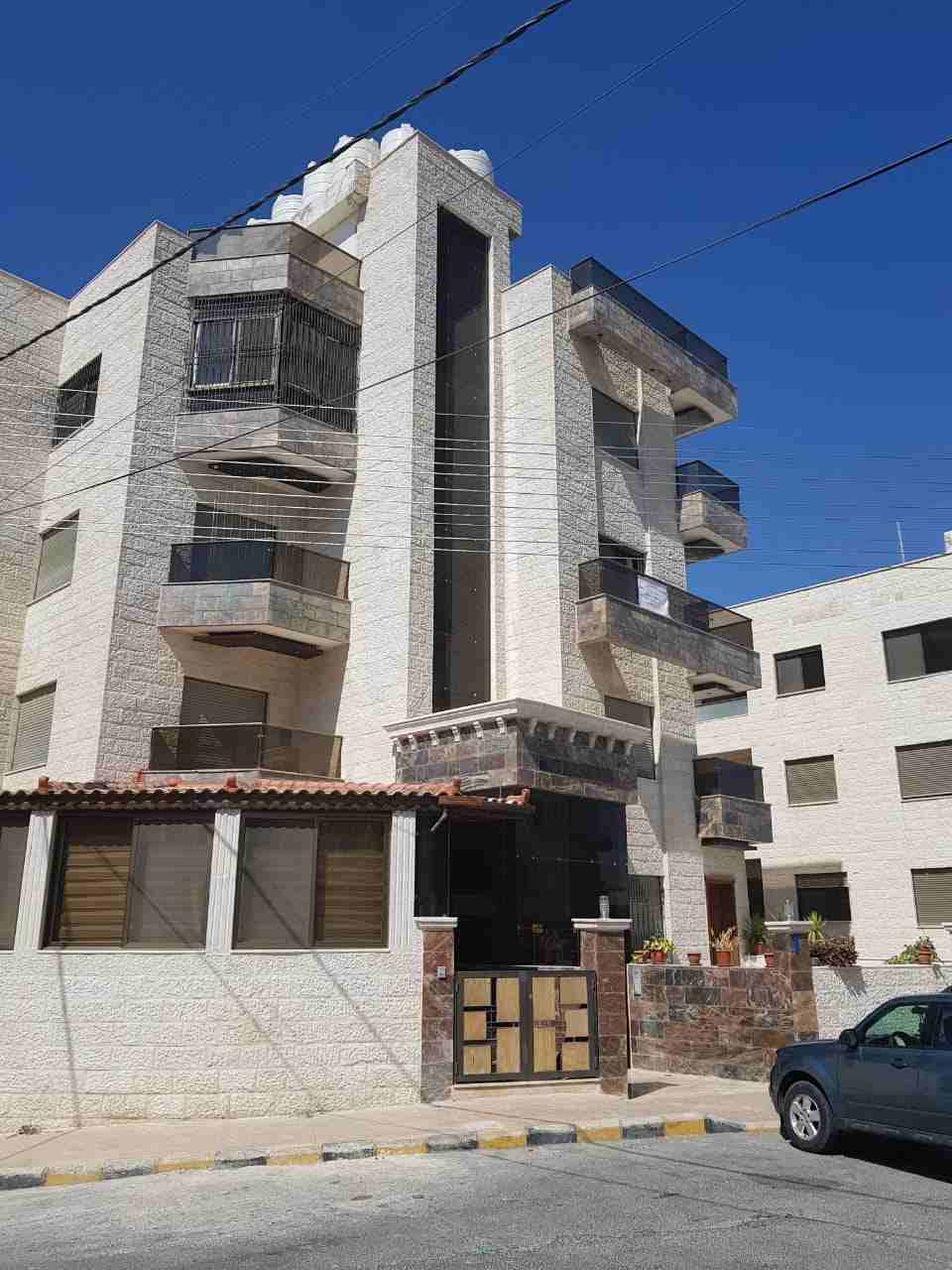 شقة شبه ارضية 184 متر مع مدخل جانبي وترس في ضاحية الرشيد الجبيهة بالقرب من دوار المغناطيس                                            


	 				لا تنسَ أنك شاهدت هذا الإعلان في عنكبوت...