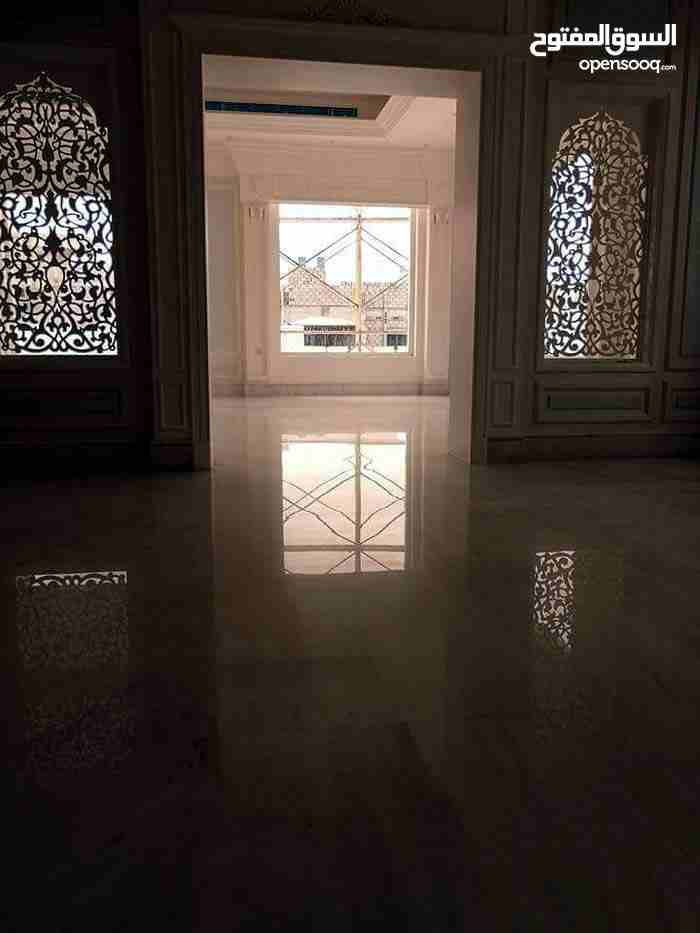 جلي وتلميع وتشميع جميع انواع البلاط والرخام للأستفسار0796240380                                            


	 				لا تنسَ أنك شاهدت هذا الإعلان في عنكبوت...