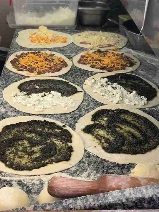 معلم معجنات وبيتزا ابحث عن عمل
لا تنسَ أنك شاهدت هذا الإعلان في عنكبوت
جميع انواع البيتزا وال...