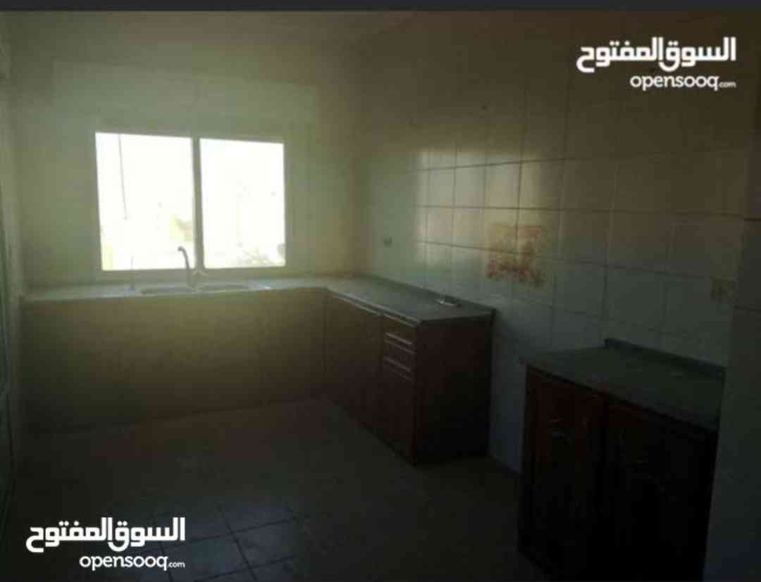 شقة للايجار في ضاحية الرشيد
لا تنسَ أنك شاهدت هذا الإعلان في عنكبوت
3غرف نوم 1منهم ماستر
صالة...