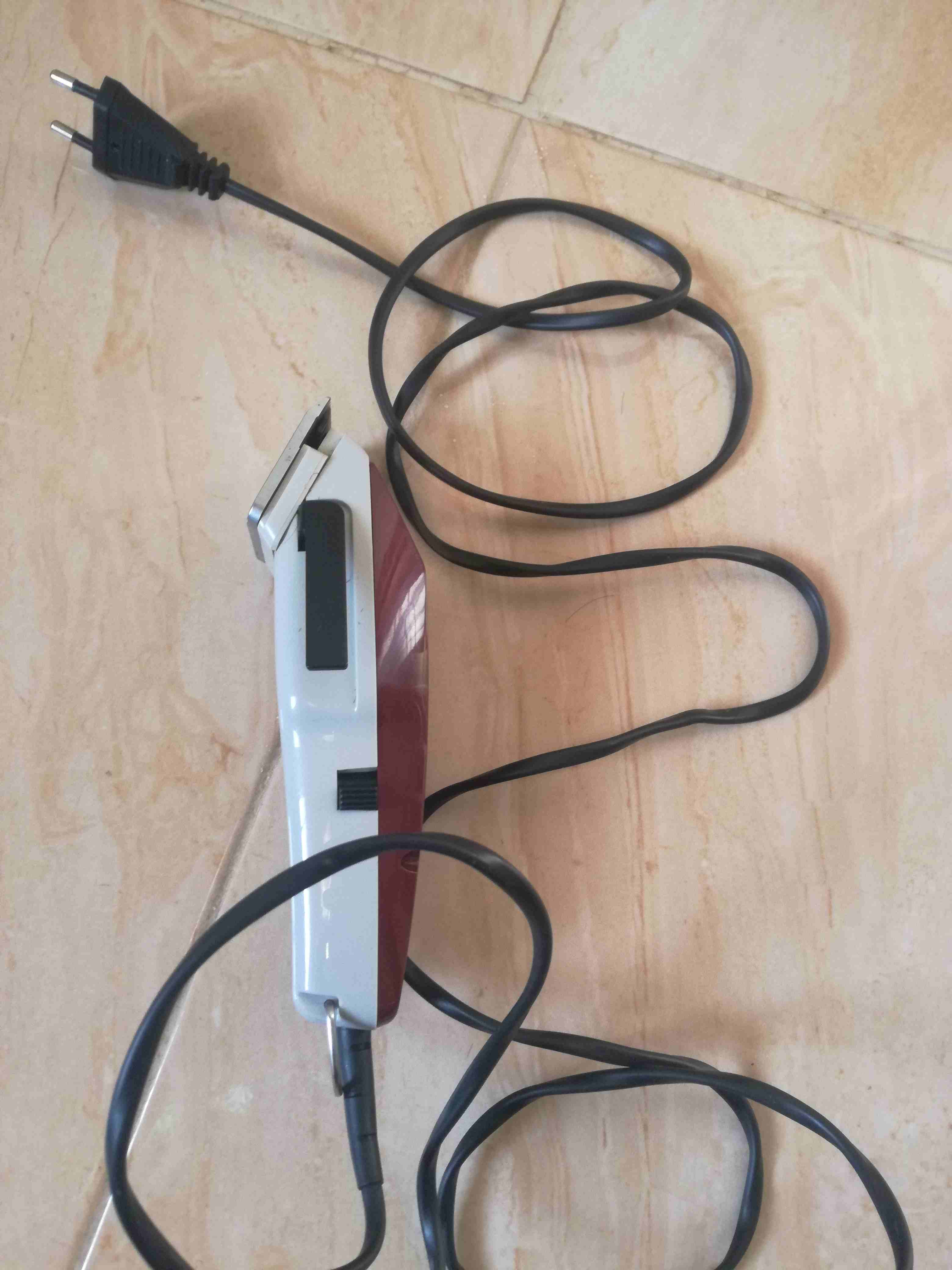 ماكينة حلاقة نوع موزر استعمال خفيف
لا تنسَ أنك شاهدت هذا الإعلان في عنكبوت
بحال الوكاله للإستفسار...