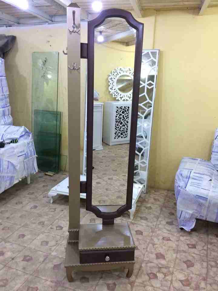 غرفة نوم كبيرة
لا تنسَ أنك شاهدت هذا الإعلان في عنكبوت
غرفة نوم مودرن شبابى قمة فى الروعة ودقة فى...