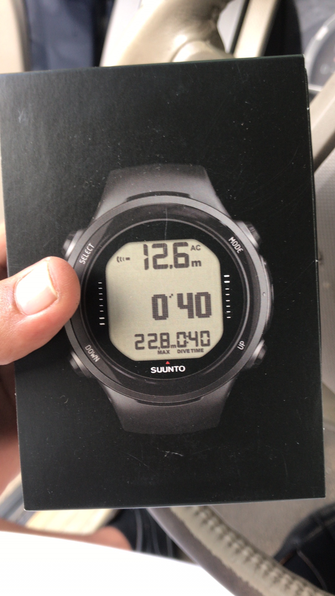 suunto d4i novo new
لا تنسَ أنك شاهدت هذا الإعلان في عنكبوت
كمبيوتر غوص من سانتو موديل d4i no...