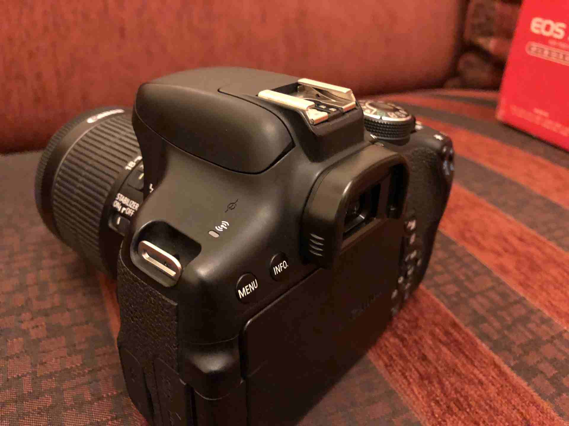 كانون Canon 750D
لا تنسَ أنك شاهدت هذا الإعلان في عنكبوت
كاميرا كانون 750D
صناعة يابانية مش تاي...