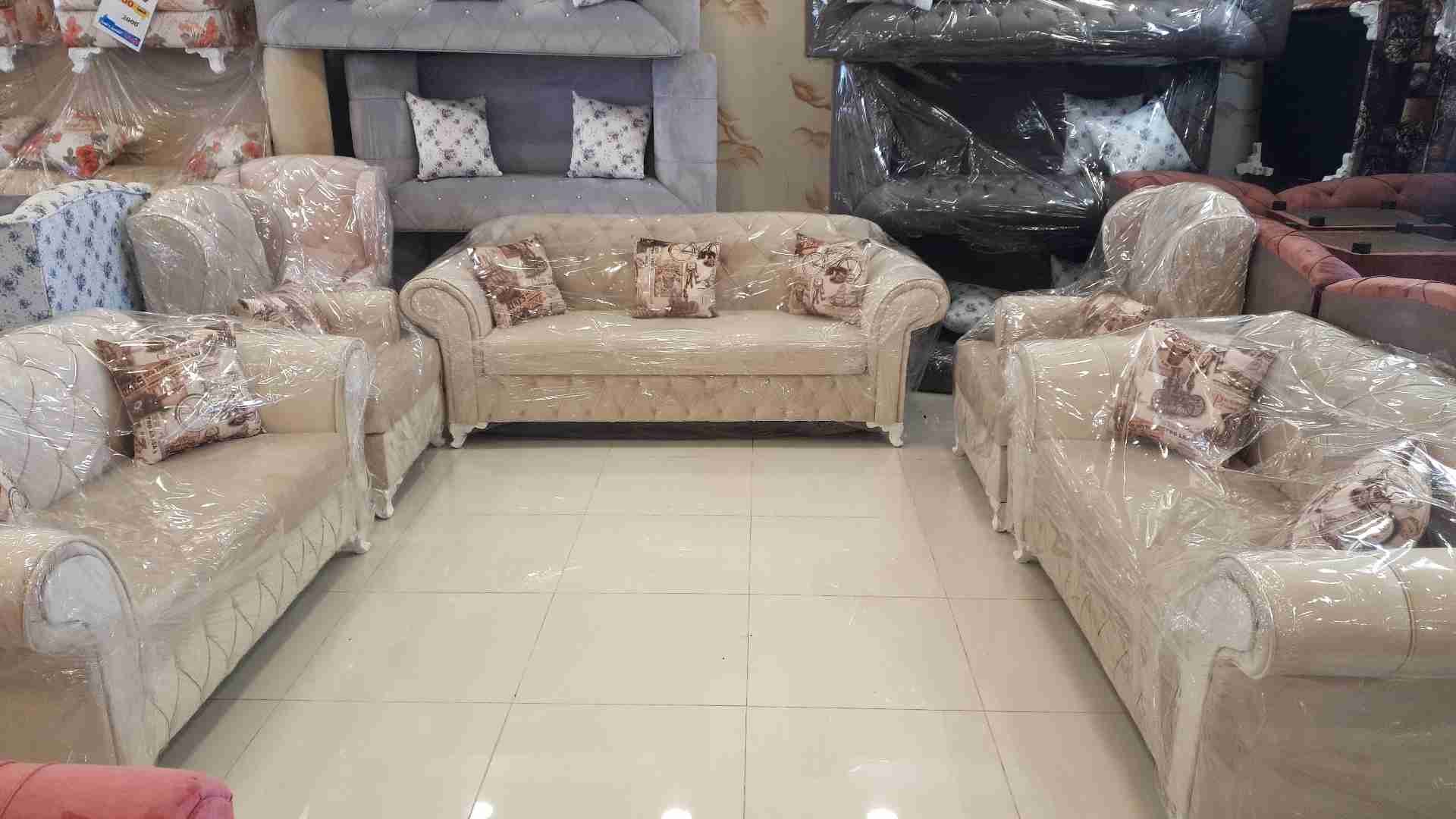 تخفيضات البيت السعيد
لا تنسَ أنك شاهدت هذا الإعلان في عنكبوت
تخفيضات علي مافة الموديلات تبدأ...