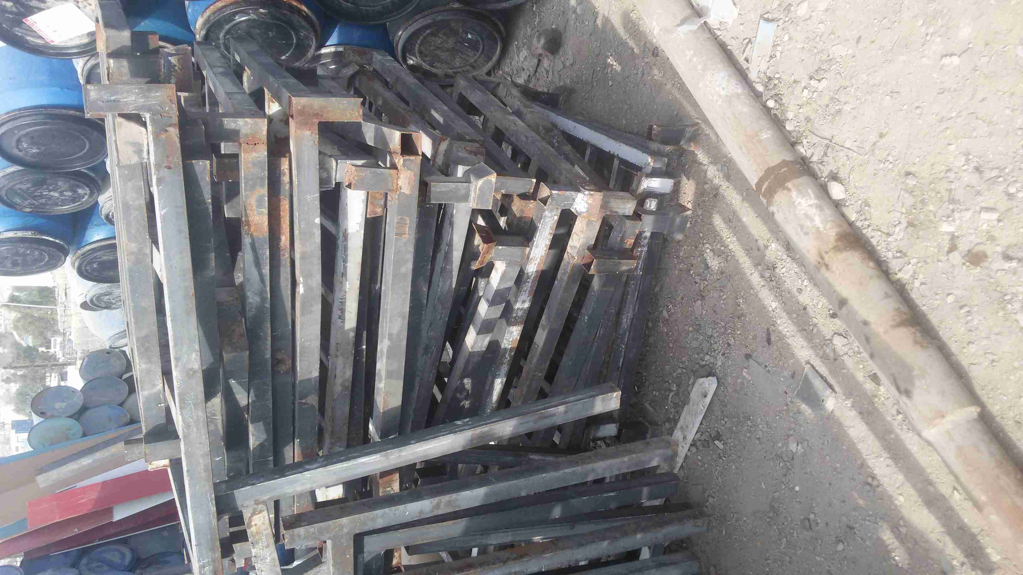 عربيات مول وطبالي حديد
لا تنسَ أنك شاهدت هذا الإعلان في عنكبوت
يوجد لدينا عربيات حديد مول حدي...