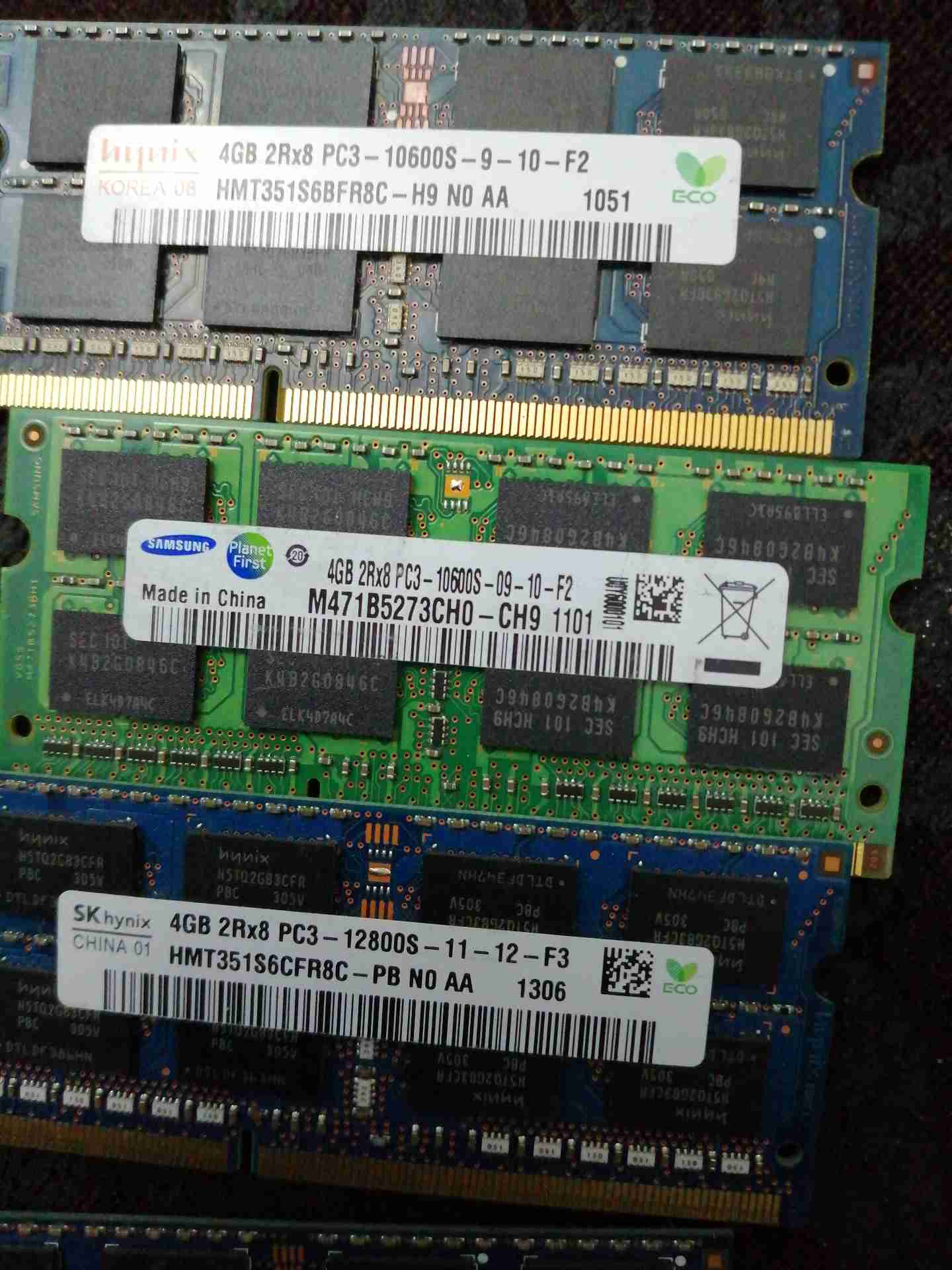 رامات لابتوب4g                                            


	 				لا تنسَ أنك شاهدت هذا الإعلان في عنكبوت            
	 				
                                6 حبات رام لابتوب 4جيجا
رام 2gddr3 لاب...