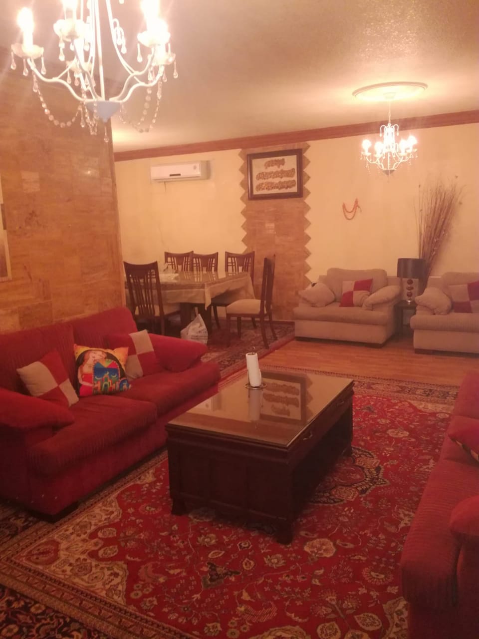 دوار السابع شقه للبيع بسعر مغري
لا تنسَ أنك شاهدت هذا الإعلان في عنكبوت
بجانب نادي السيارات ا...