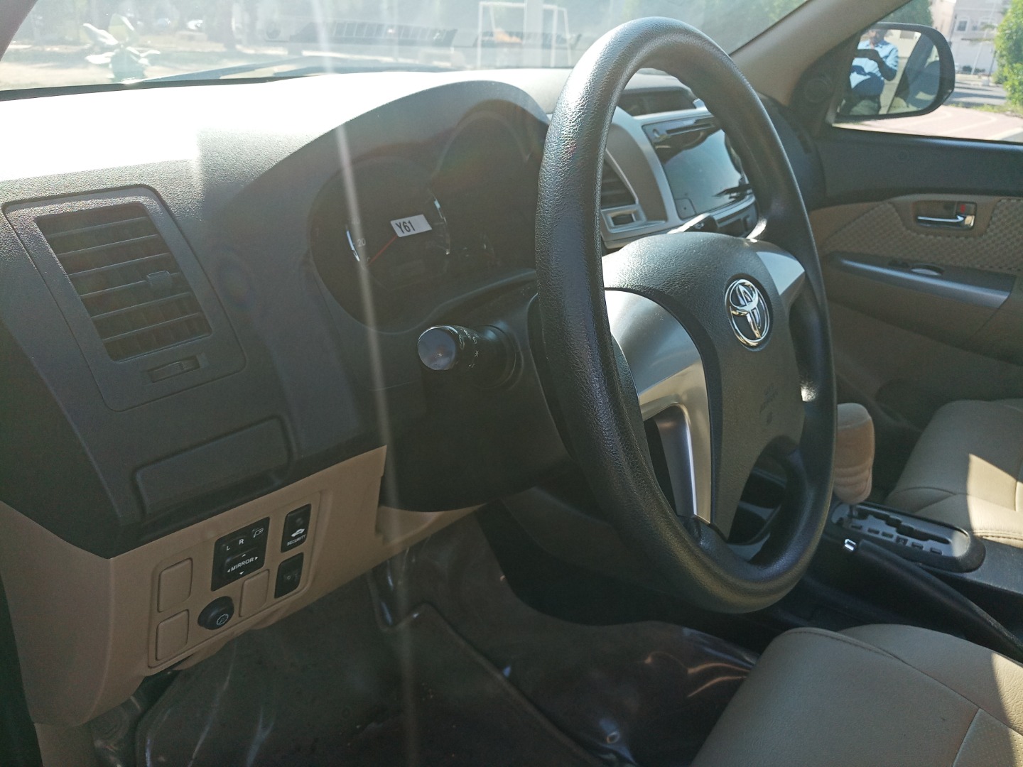 Toyota Fortuner (Model 2015, White)
لا تنسَ أنك شاهدت هذا الإعلان في عنكبوت
Toyota Fortuner...