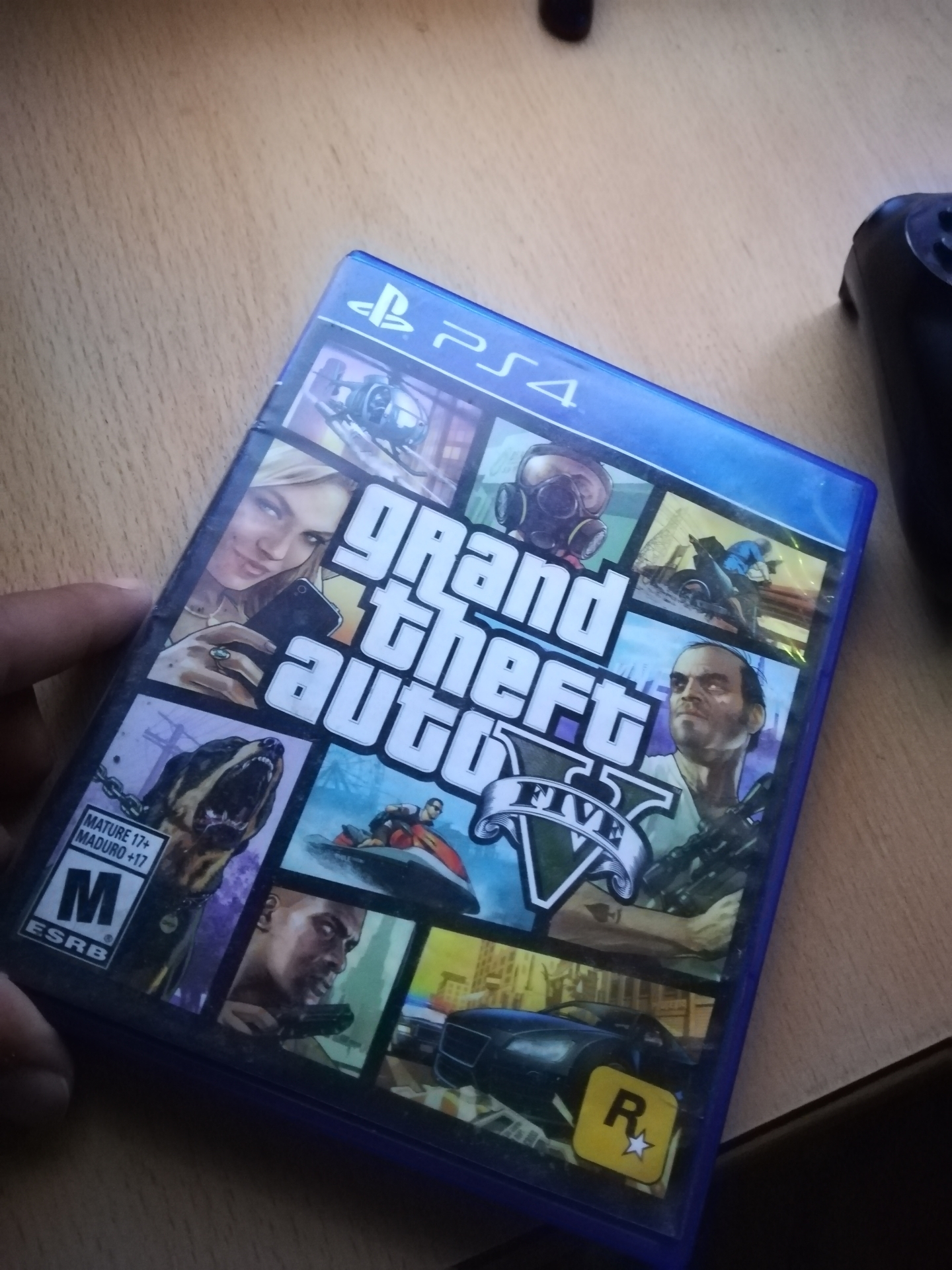 cd gta 5 استعمال بسيط                                            


	 				لا تنسَ أنك شاهدت هذا الإعلان في عنكبوت            
	 				
                                سيدي جتا 5 استعمال بسيط طبعا ال...