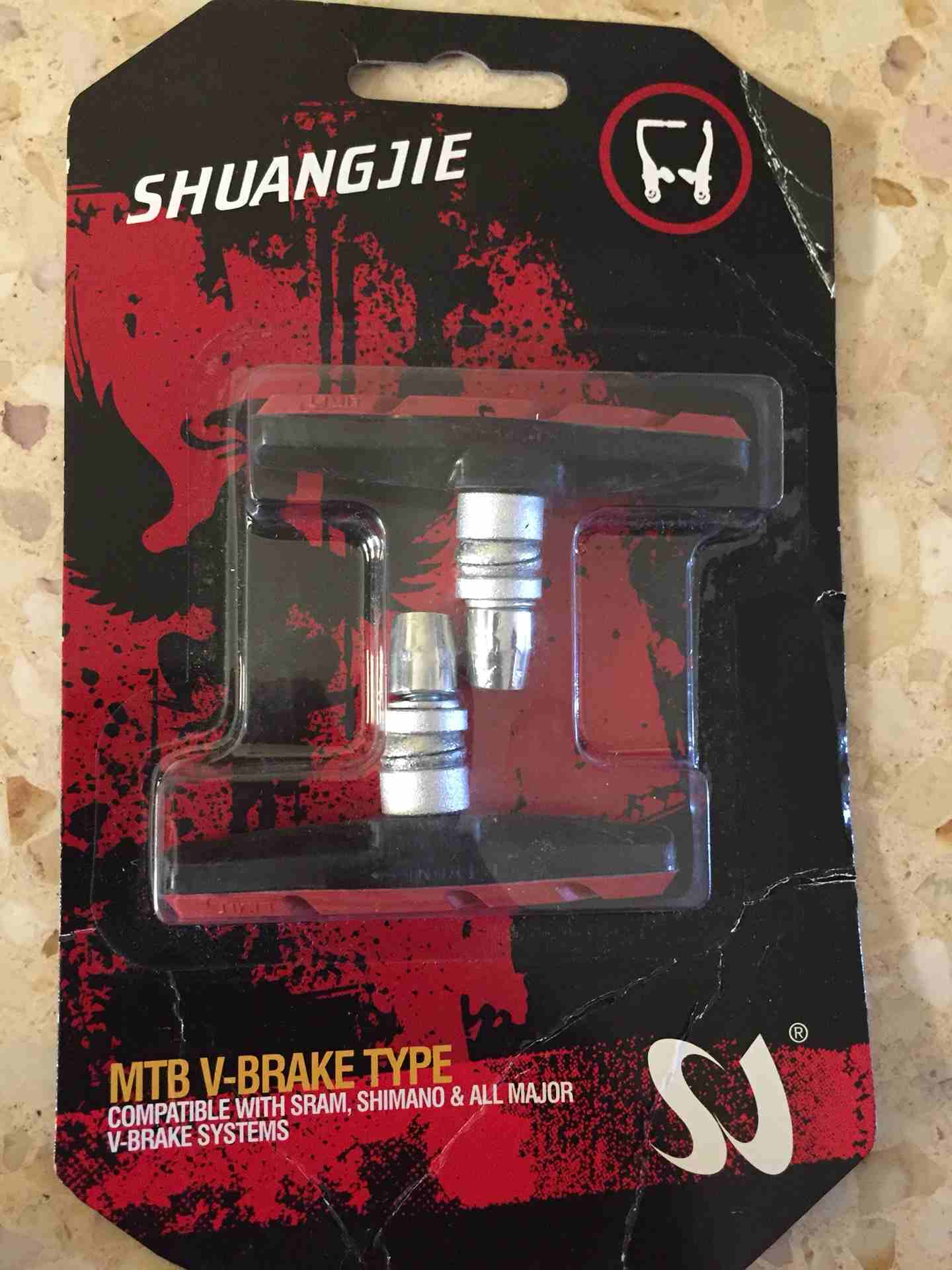 فحمات بريك بسكليت أمريكي نخب اول MTB v-brake type
لا تنسَ أنك شاهدت هذا الإعلان في عنكبوت
Compar...