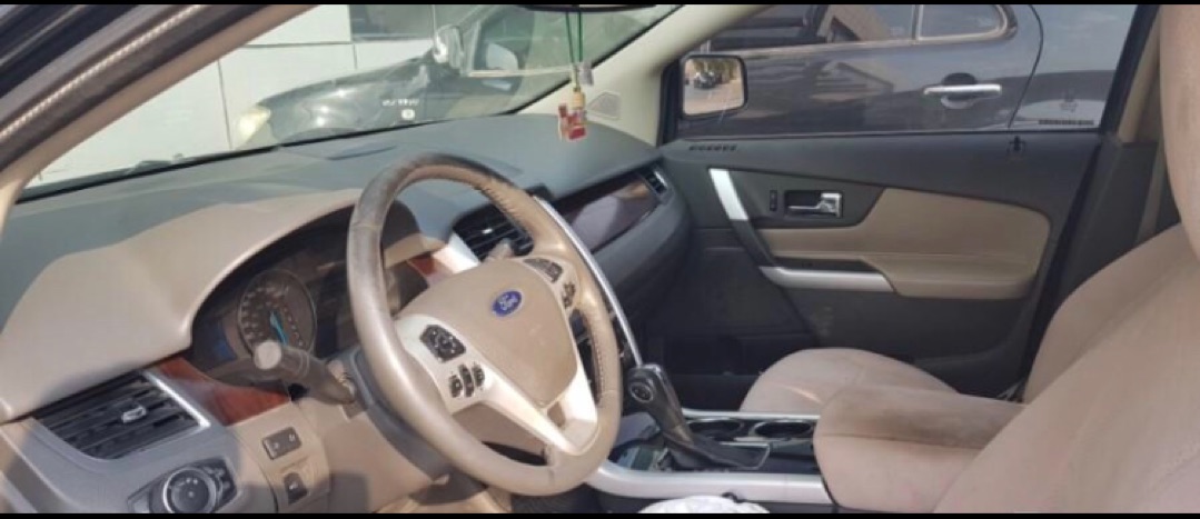 Ford Edge 2011
لا تنسَ أنك شاهدت هذا الإعلان في عنكبوت
Single Owner.
All Service Done By Petr...