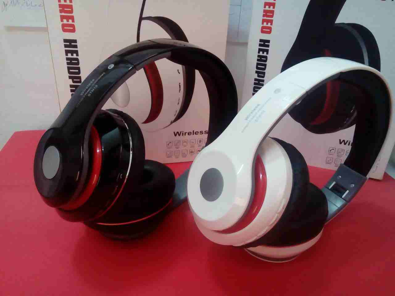 سماعات راس بيتس بلوتوث beats
لا تنسَ أنك شاهدت هذا الإعلان في عنكبوت
سماعات بيتس عالية الجودة / ب...