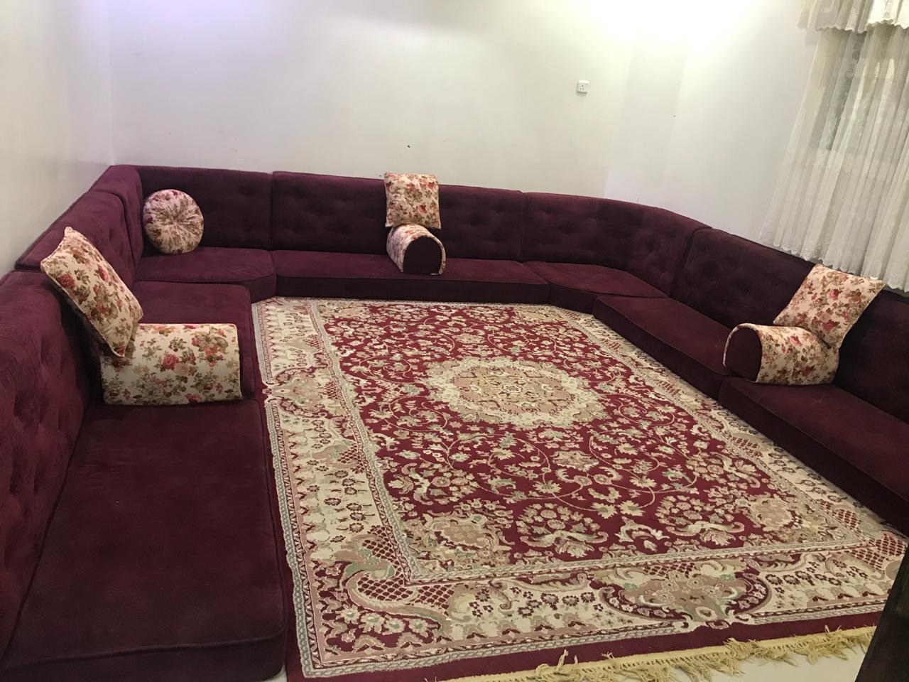 مجلس عربي نظيف جدا مع فرشه وستاره
لا تنسَ أنك شاهدت هذا الإعلان في عنكبوت
يوجد مجلس عربي على...