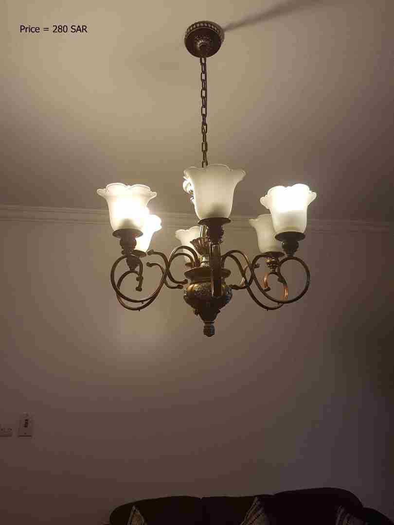 Chandelier for sale -  نجفات للبيع                                            


	 				لا تنسَ أنك شاهدت هذا الإعلان في عنكبوت            
	 				
                                5 نجفات للبيع شبه...