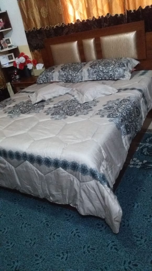 غرفه نوم مستعمله شبه جديده استعمال 4 اشهر                                            


	 				لا تنسَ أنك شاهدت هذا الإعلان في عنكبوت            
	 				
                                للاستفسار 0...