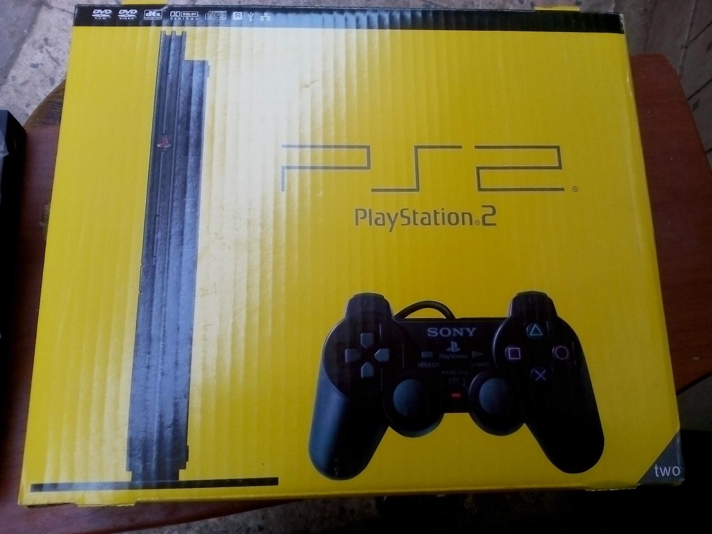 بلاى ستيشن playstation 2 سليم استيراد معاه فلاشه 8 جيجا بالكرتونه                                            


	 				لا تنسَ أنك شاهدت هذا الإعلان في عنكبوت...