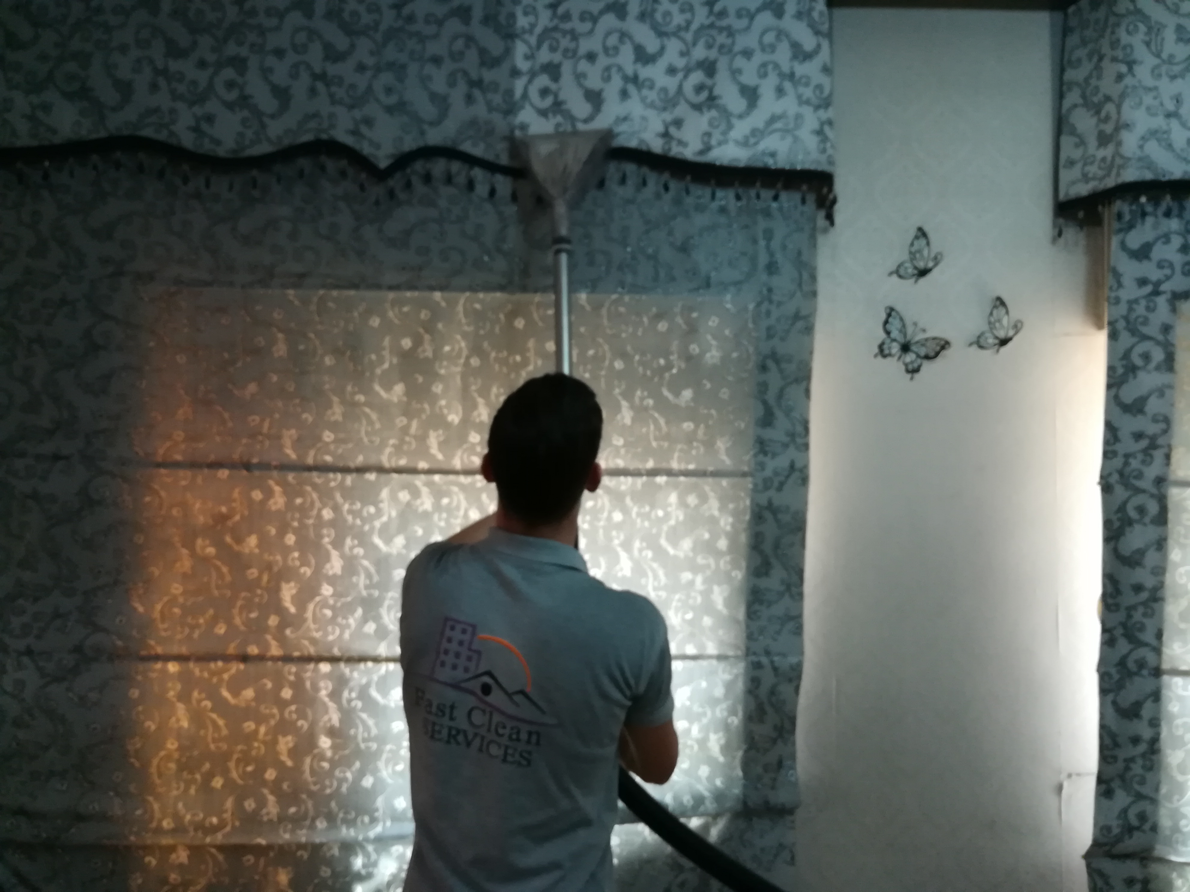 فاست كلين لتنظيف السجاد الموكيت والكنب
لا تنسَ أنك شاهدت هذا الإعلان في عنكبوت
تنظيف السجاد ا...