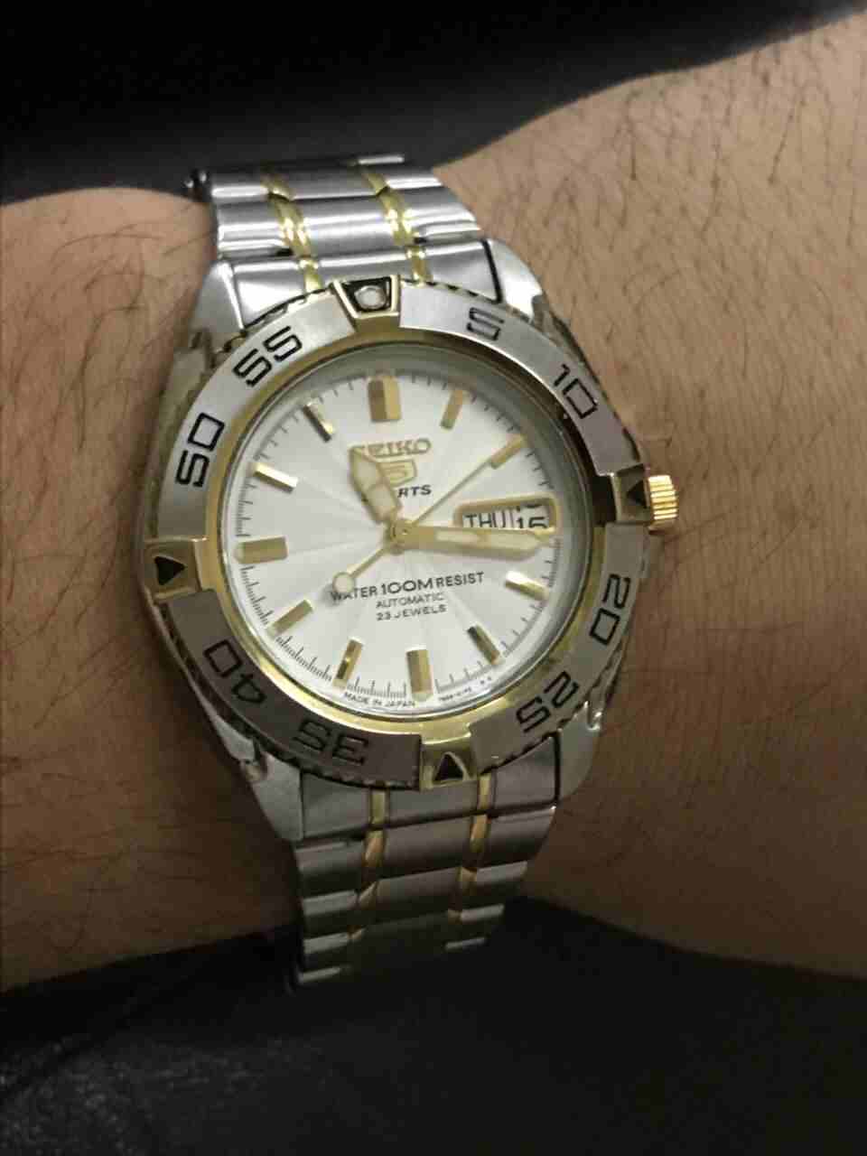 ساعه 5 seiko اوتوماتيك اصليه جديده
لا تنسَ أنك شاهدت هذا الإعلان في عنكبوت
ساعه سيكو 5 seiko اصلي...