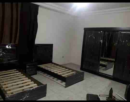 تفصيل ودهان وصيانة الأثاث غرف نوم مطابخ ابواب وديكورات 0781914042
لا تنسَ أنك شاهدت هذا الإعلان في عنكبوت...