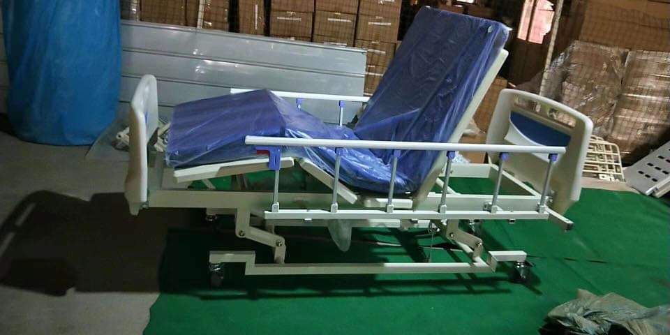 سرير طبي كهربائي للمرضى وكبار السن 0790615152                                            


	 				لا تنسَ أنك شاهدت هذا الإعلان في عنكبوت            
	 				
                                اسره طب...