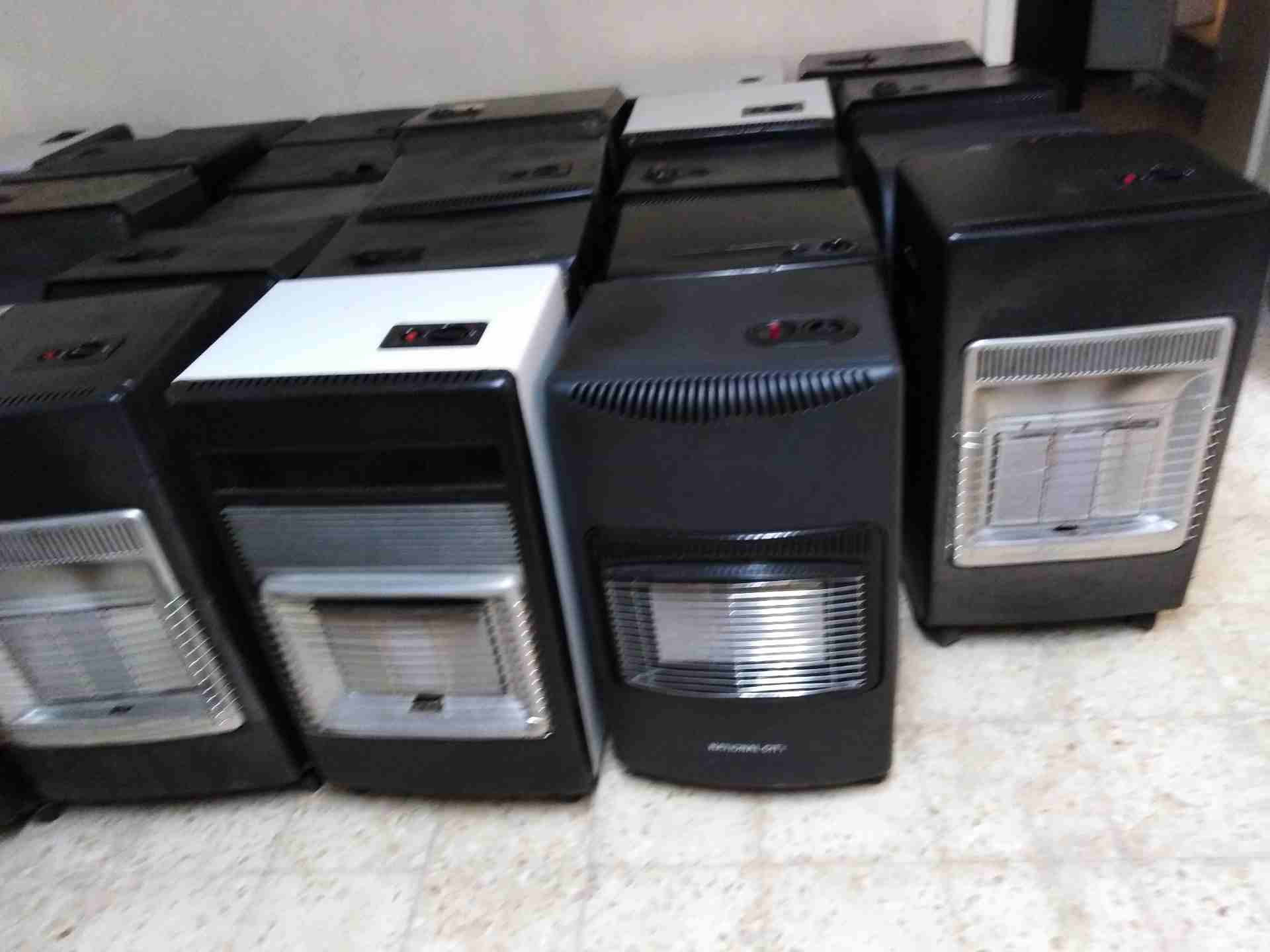 صوبات غاز وكاز مجددة بحالة الوكالة السعر لصوبات الغاز 25 د والسعر للكاز 20 د
لا تنسَ أنك شاهدت هذا الإعلان في عنكبوت...