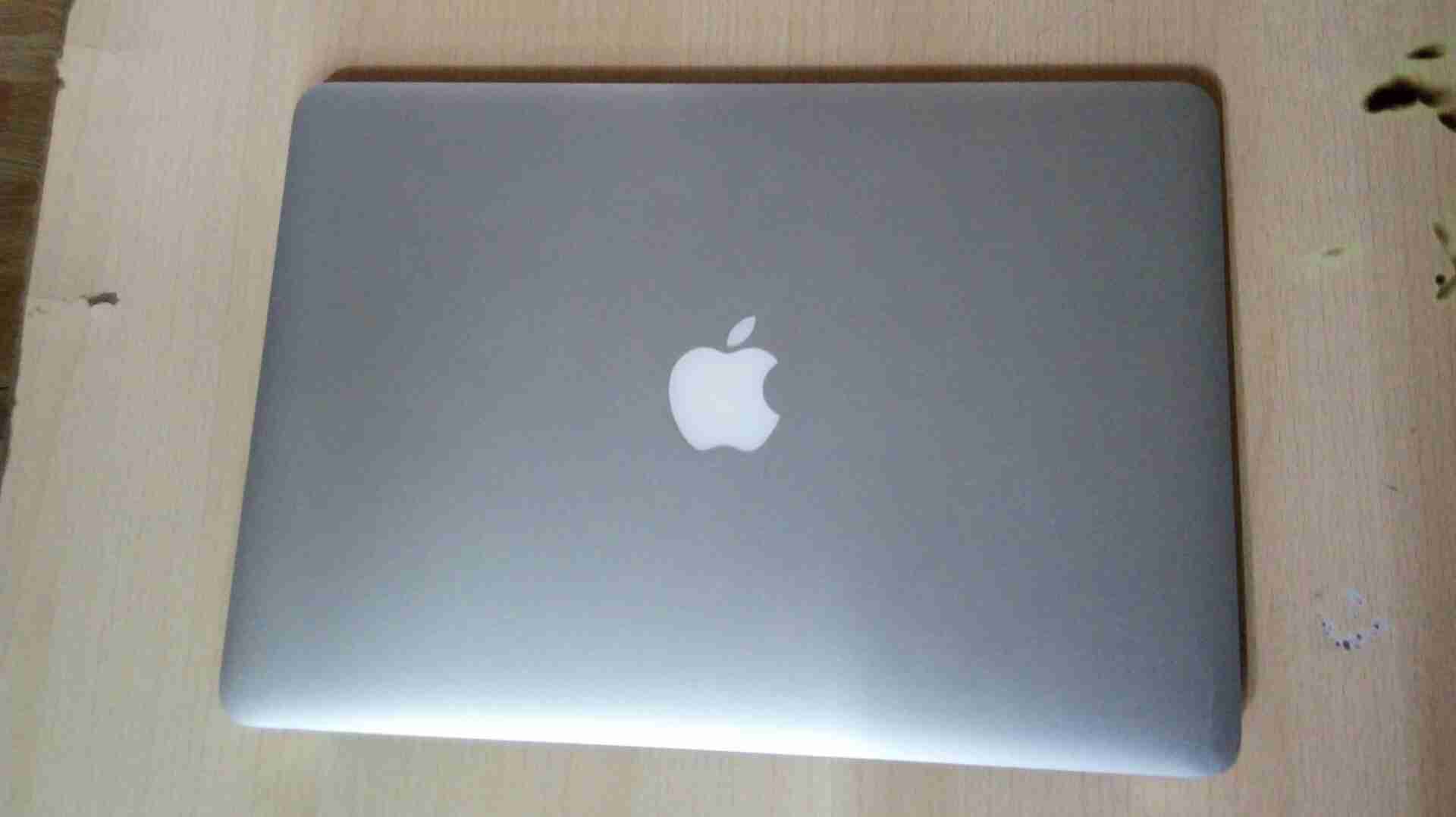 Macbook air core i5
لا تنسَ أنك شاهدت هذا الإعلان في عنكبوت
Macbook air core i5
Hardisk 128gb...