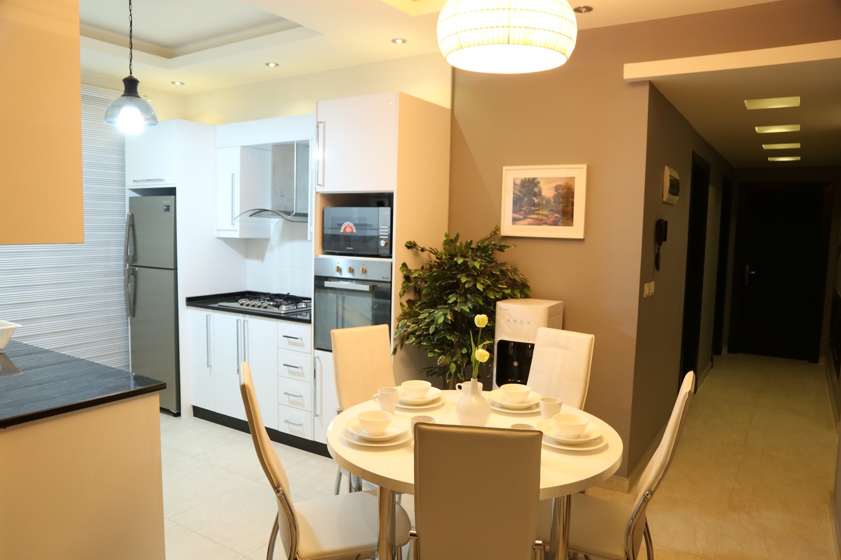 وسترن جيت لشقق BR 3 نوم المفروشه Furnished Apt بدير غبار عمانWestern Gate Compound
لا تنسَ أنك شاهدت هذا الإعلان في عنكبوت...