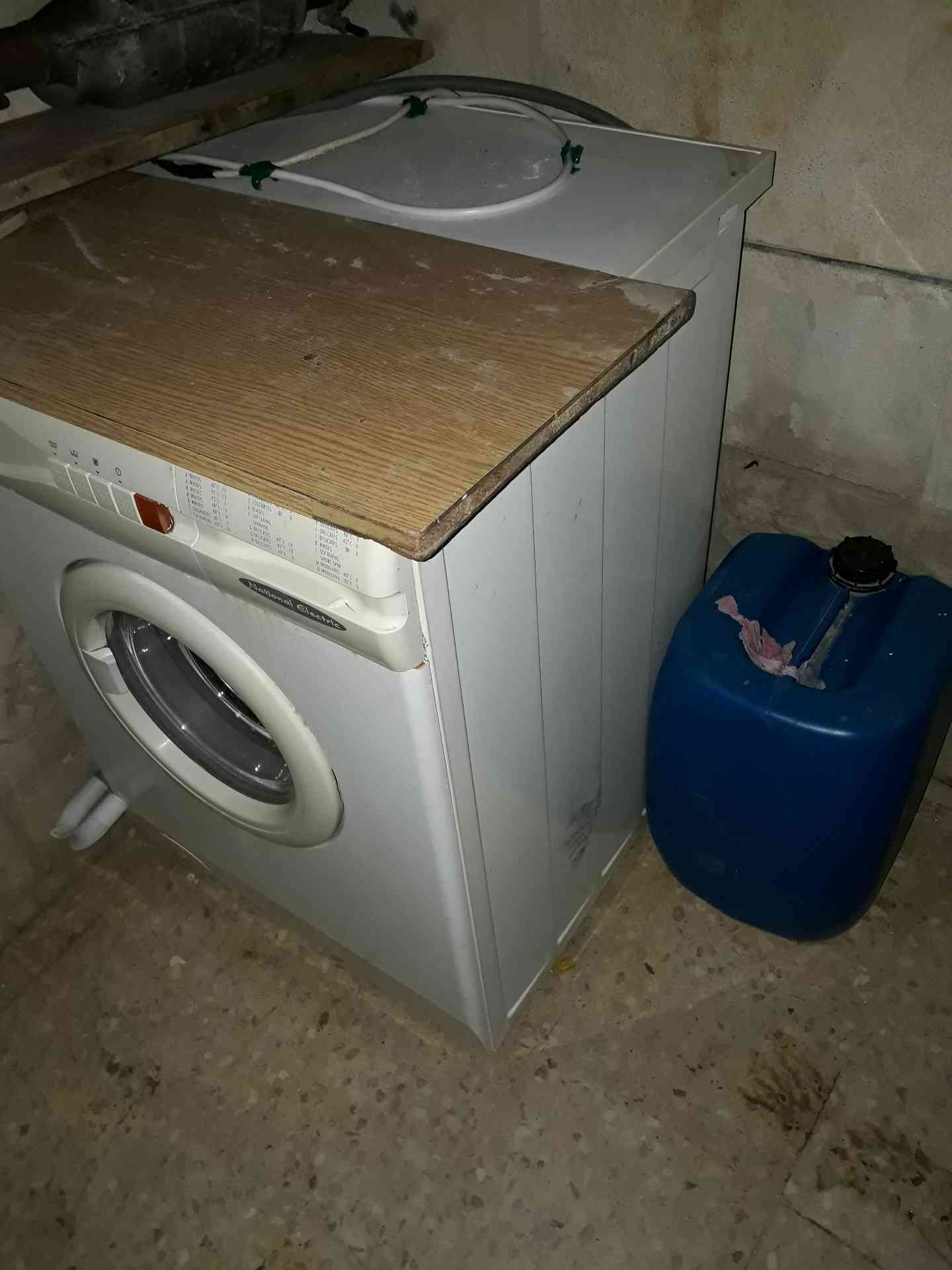 غساله اتوماتك                                            


	 				لا تنسَ أنك شاهدت هذا الإعلان في عنكبوت            
	 				
                                غساله  بحاله ممتازه...