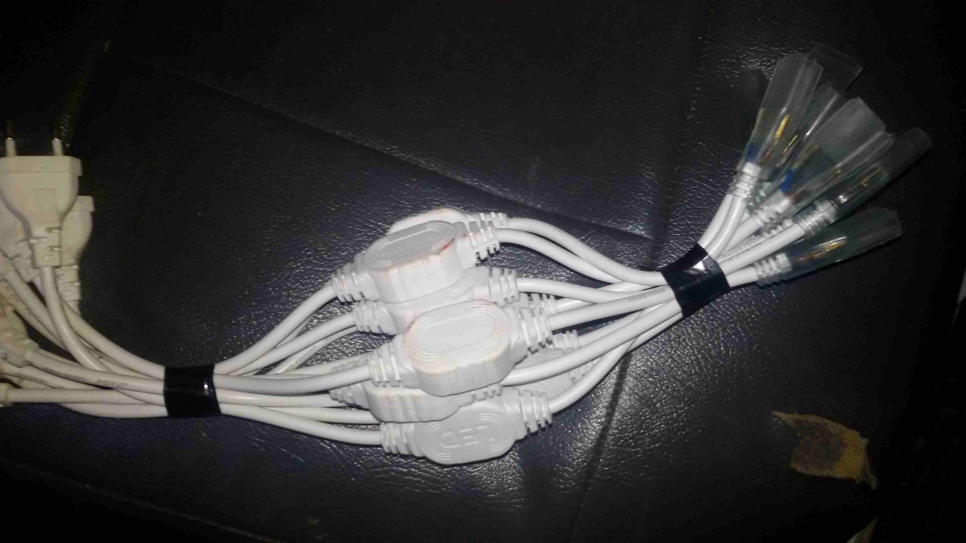 وصلة حبل انارة                                            


	 				لا تنسَ أنك شاهدت هذا الإعلان في عنكبوت            
	 				
                            وصلة حبل إنارة LED عادي نوعية نظيفة 
الكمي...