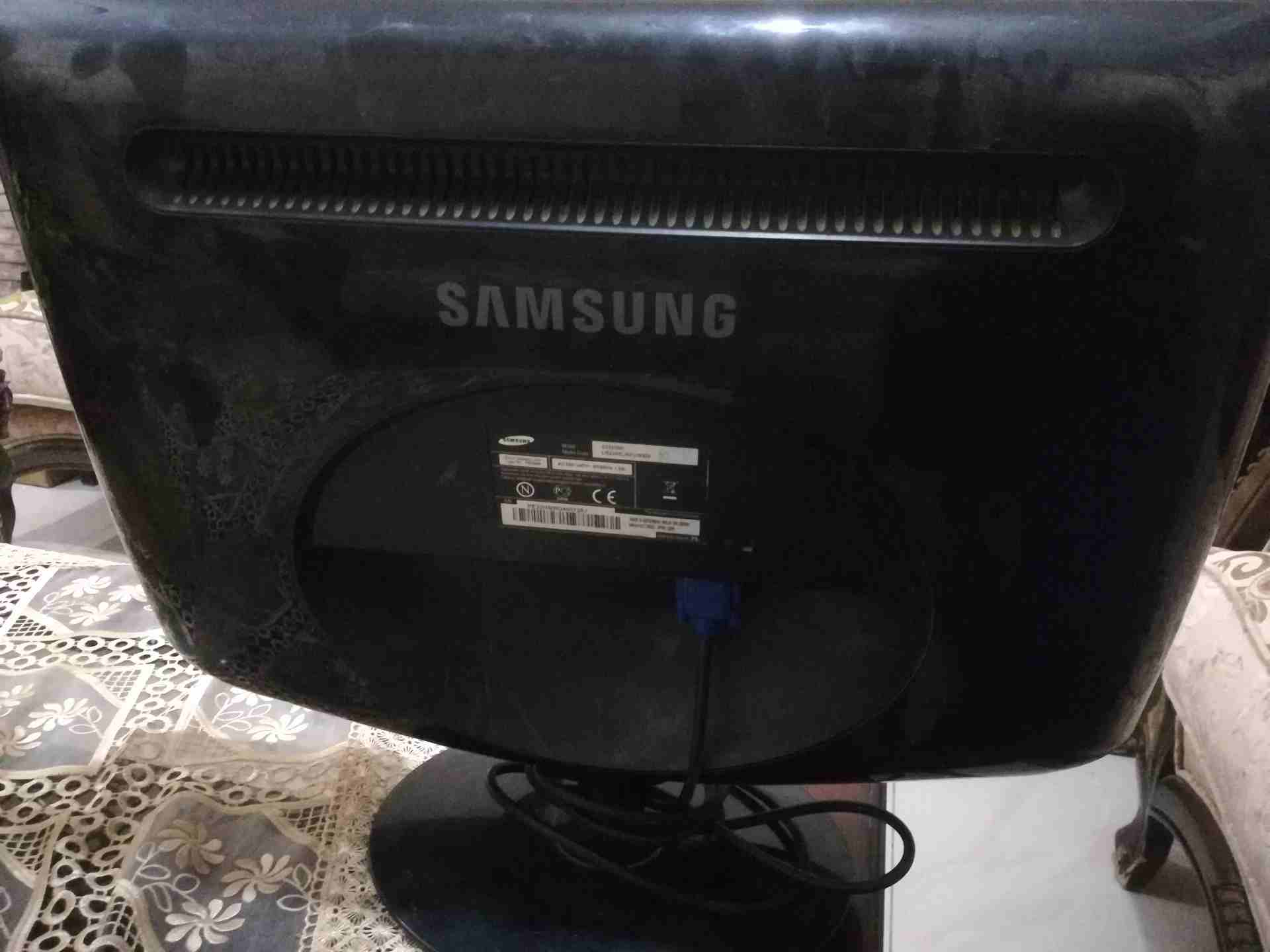 جهاز كمبيوتر كامل مع شاشه 23 inch sumsung
لا تنسَ أنك شاهدت هذا الإعلان في عنكبوت
CPU pentium 4
R...
