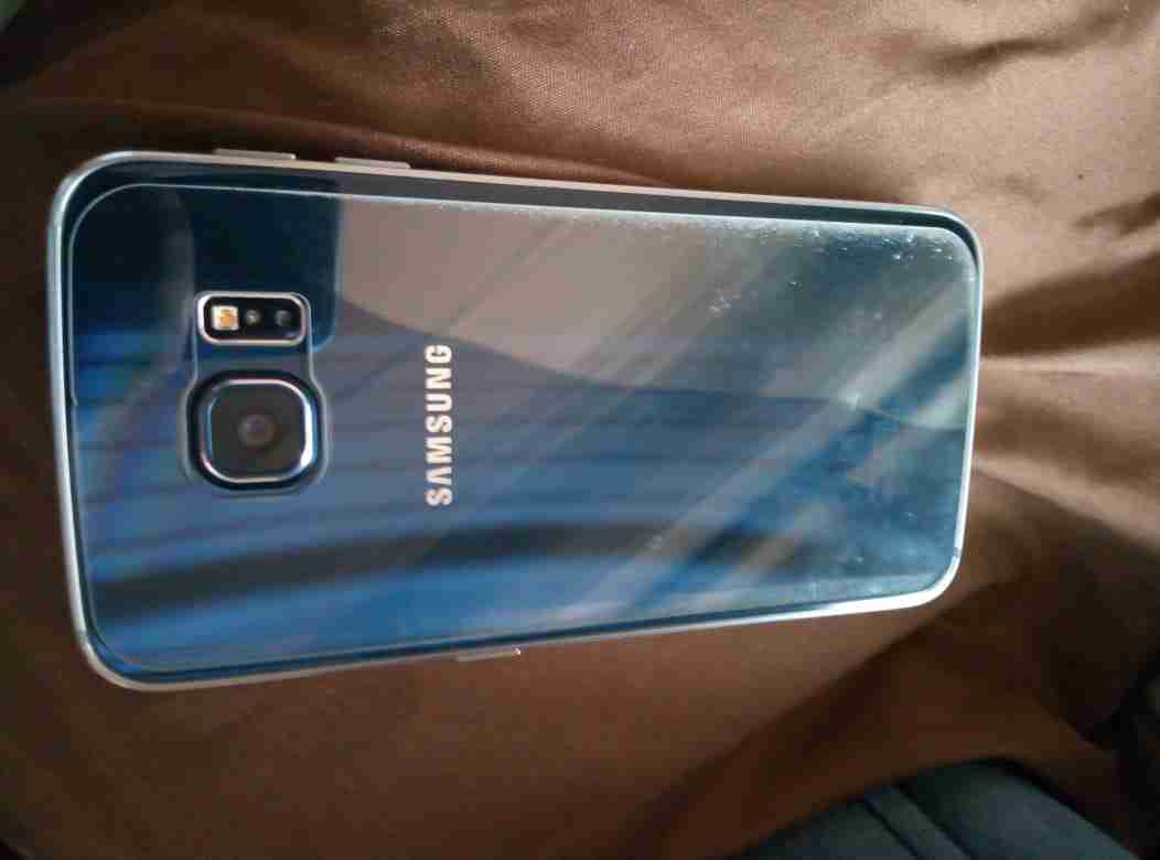 S6 eage / samsong Clock
لا تنسَ أنك شاهدت هذا الإعلان في عنكبوت
s6 eage
جهاز بحالة الوكالة و...