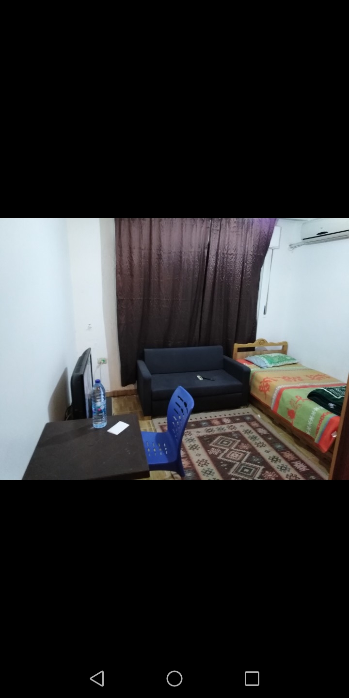 مطلوب شريك سكن
لا تنسَ أنك شاهدت هذا الإعلان في عنكبوت
مطلوب شريك سكن محترم يفضل طالب جامعي ا...