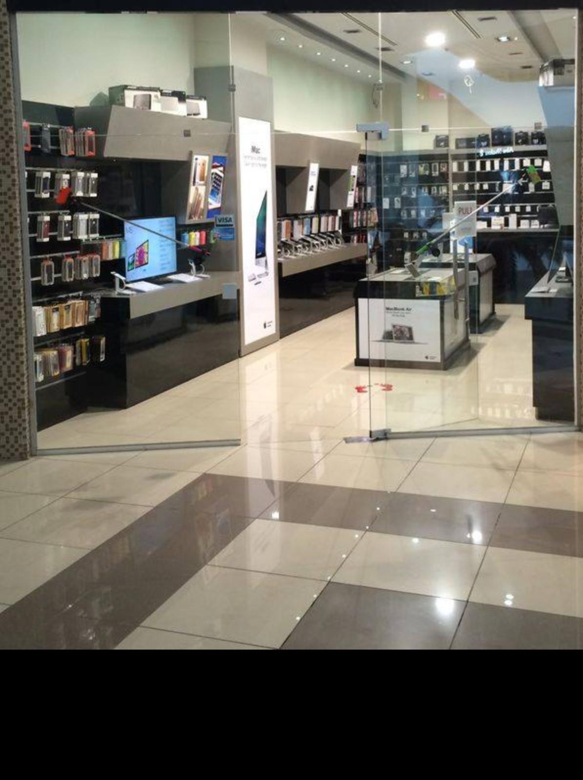 ديكور محل موبيلات للبيع
لا تنسَ أنك شاهدت هذا الإعلان في عنكبوت
ديكور محل موبايلات خشب لبيع ب...