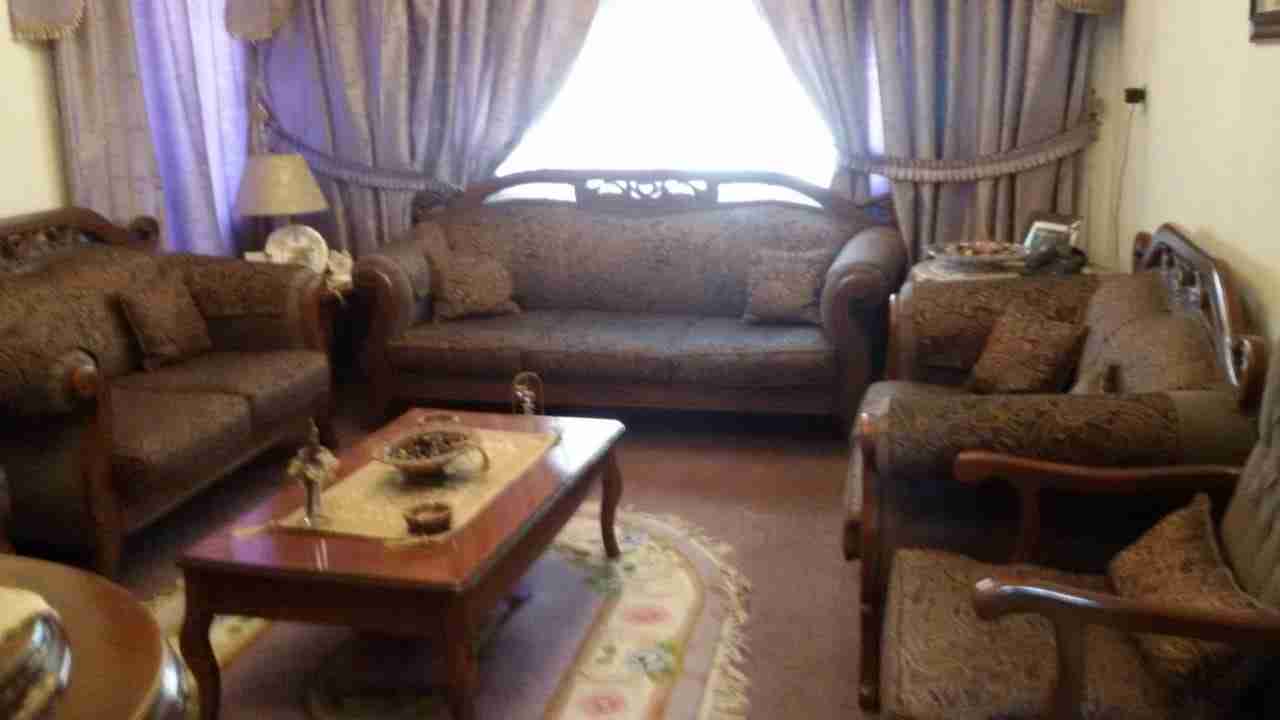شقة طابق أول مساحة 135م مميزة جدا للبيع/ حي نزال 38
لا تنسَ أنك شاهدت هذا الإعلان في عنكبوت
ش...