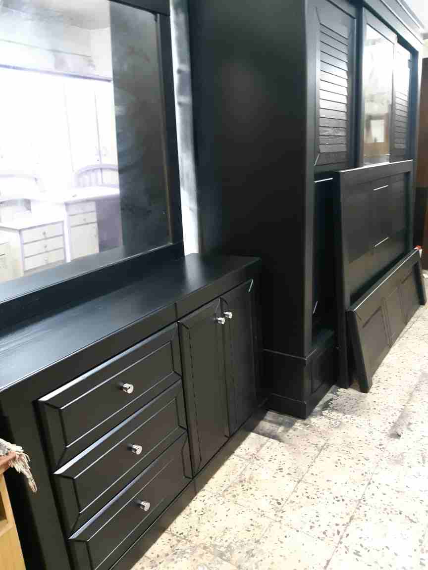 غرفه نوم ماستر بحاله الوكاله خشب لاتيه 18 طابقين شبه جديده بسعر مغري للتواصل ع ا
لا تنسَ أنك شاهدت هذا الإعلان في عنكبوت...