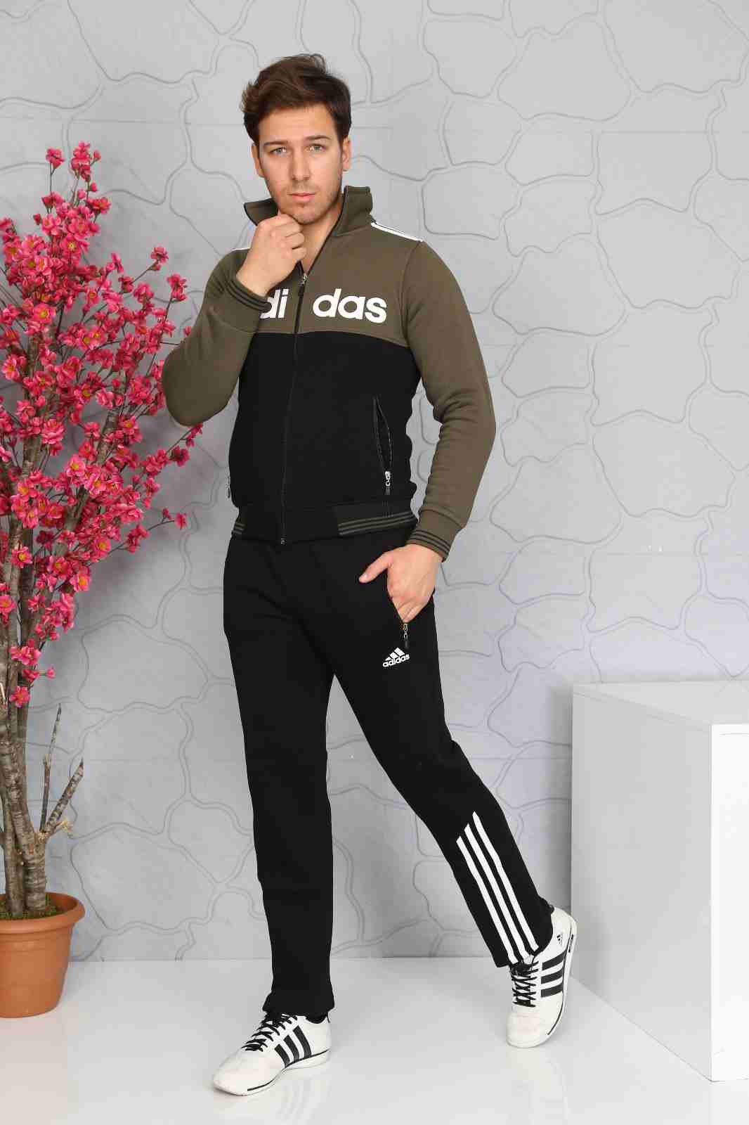 بيجامات اديداس من تركية لأصحاب المحلات لمن يرغب
لا تنسَ أنك شاهدت هذا الإعلان في عنكبوت
لمن يرغب...