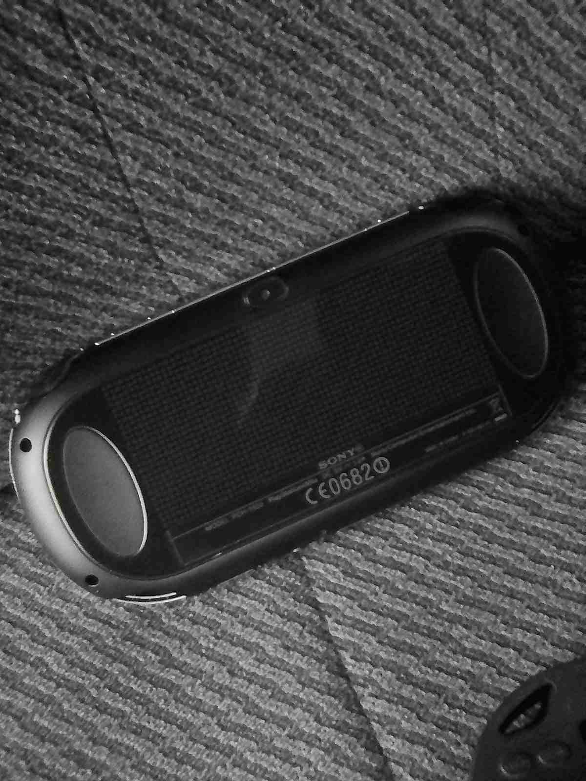 psp vita للبيع أو البدل على موبايل
لا تنسَ أنك شاهدت هذا الإعلان في عنكبوت
الجهاز بحالة الوكاله
م...