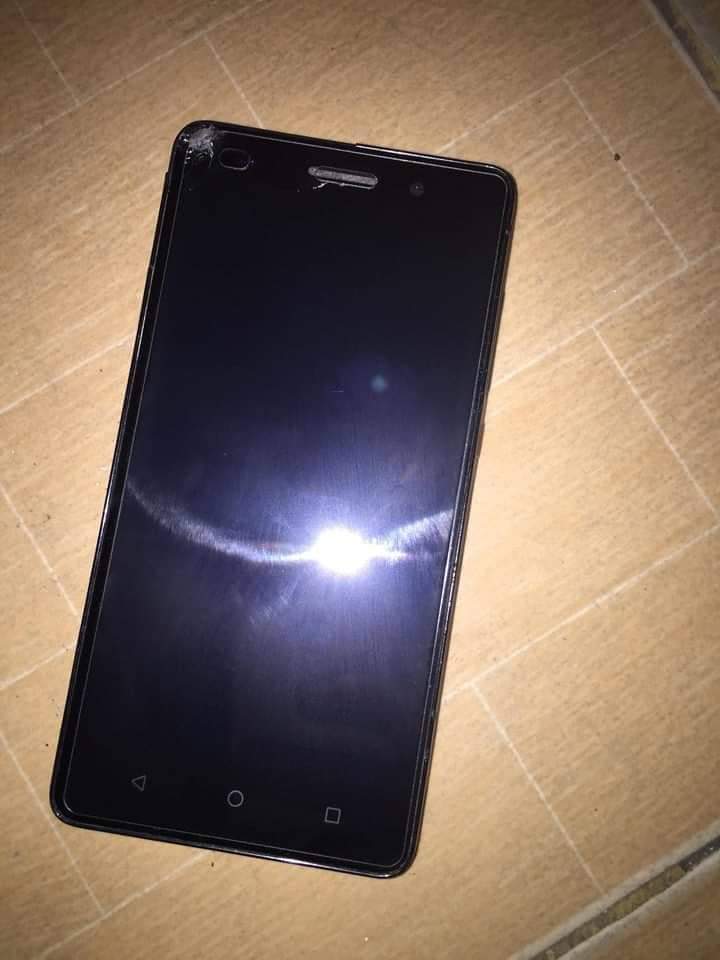 Huawie Gplay mini
لا تنسَ أنك شاهدت هذا الإعلان في عنكبوت
black
موّضح بالصور
سماعات وشآحن...