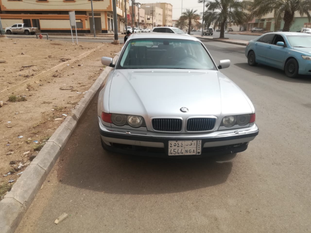 بي ام دبليو لارج موديل 2000                                            


	 				لا تنسَ أنك شاهدت هذا الإعلان في عنكبوت            
	 				
                                مفحوص ومجدد...