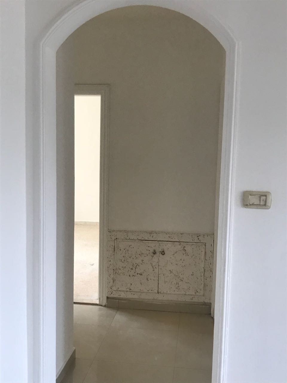 شقه في الجاردنز طابق ارضي 178
لا تنسَ أنك شاهدت هذا الإعلان في عنكبوت
منزل في الجاردنز بلقرب...