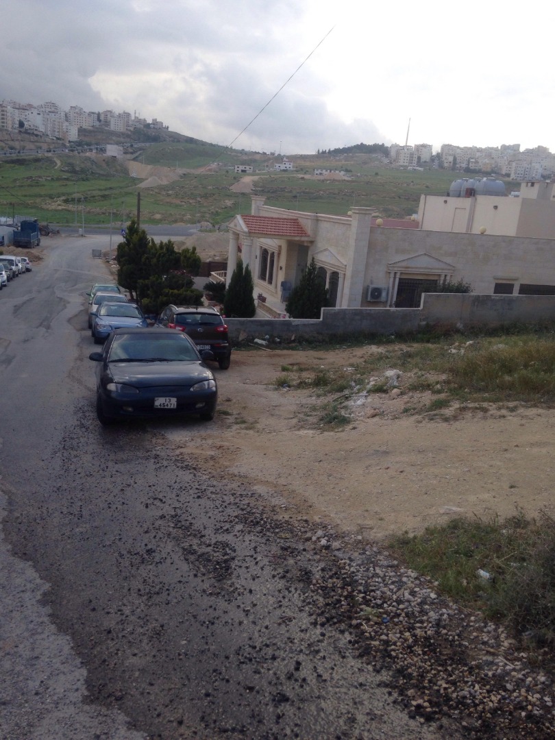 للبيع جبيهه ام زويتينه 840م على شارع الاردن من المالك مباشره
لا تنسَ أنك شاهدت هذا الإعلان في عنكبوت...