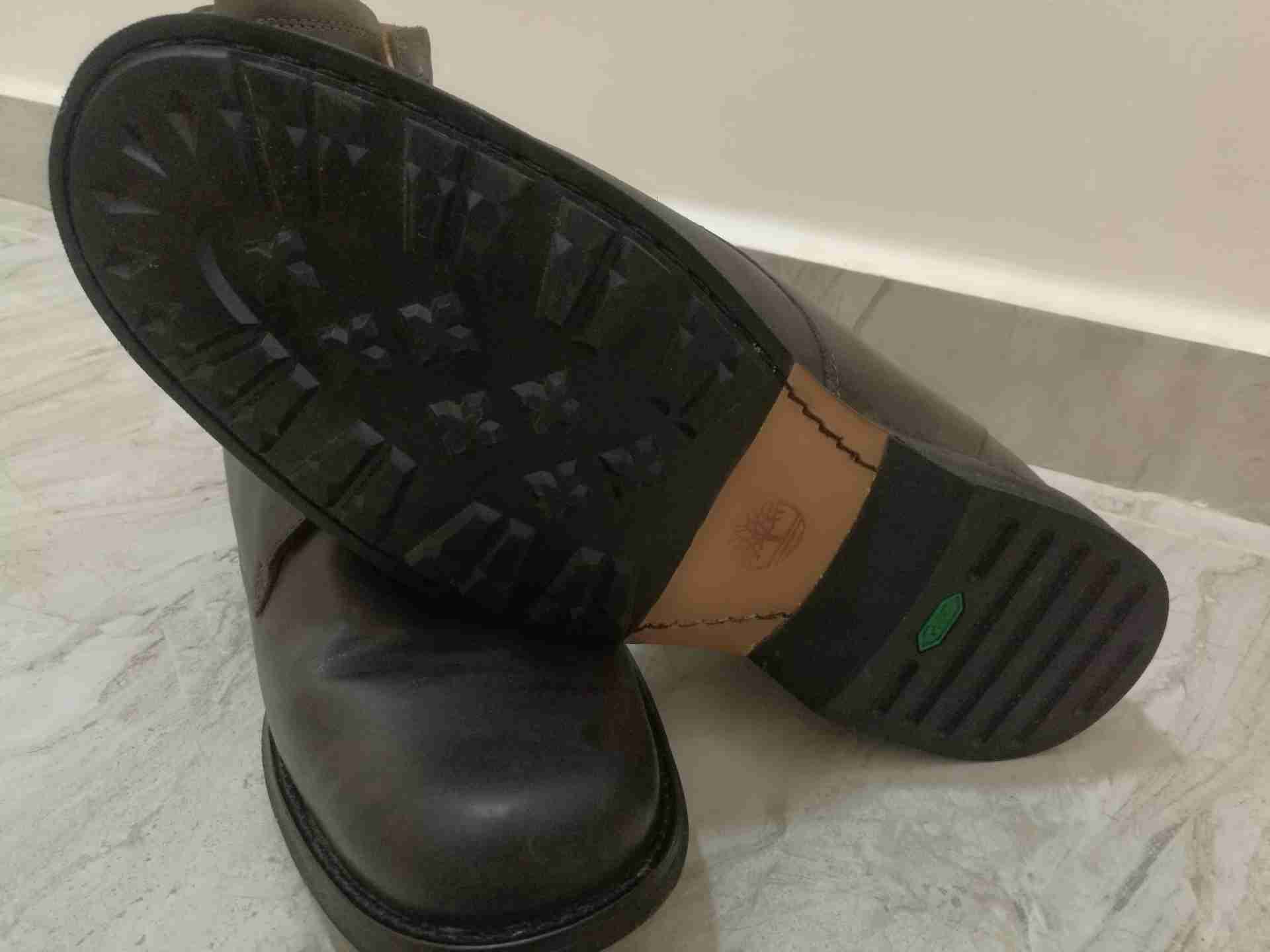 Timberland أحذية جلد طبيعي من أفخر وأرقى الماركات العالمية
لا تنسَ أنك شاهدت هذا الإعلان في عنكبوت...