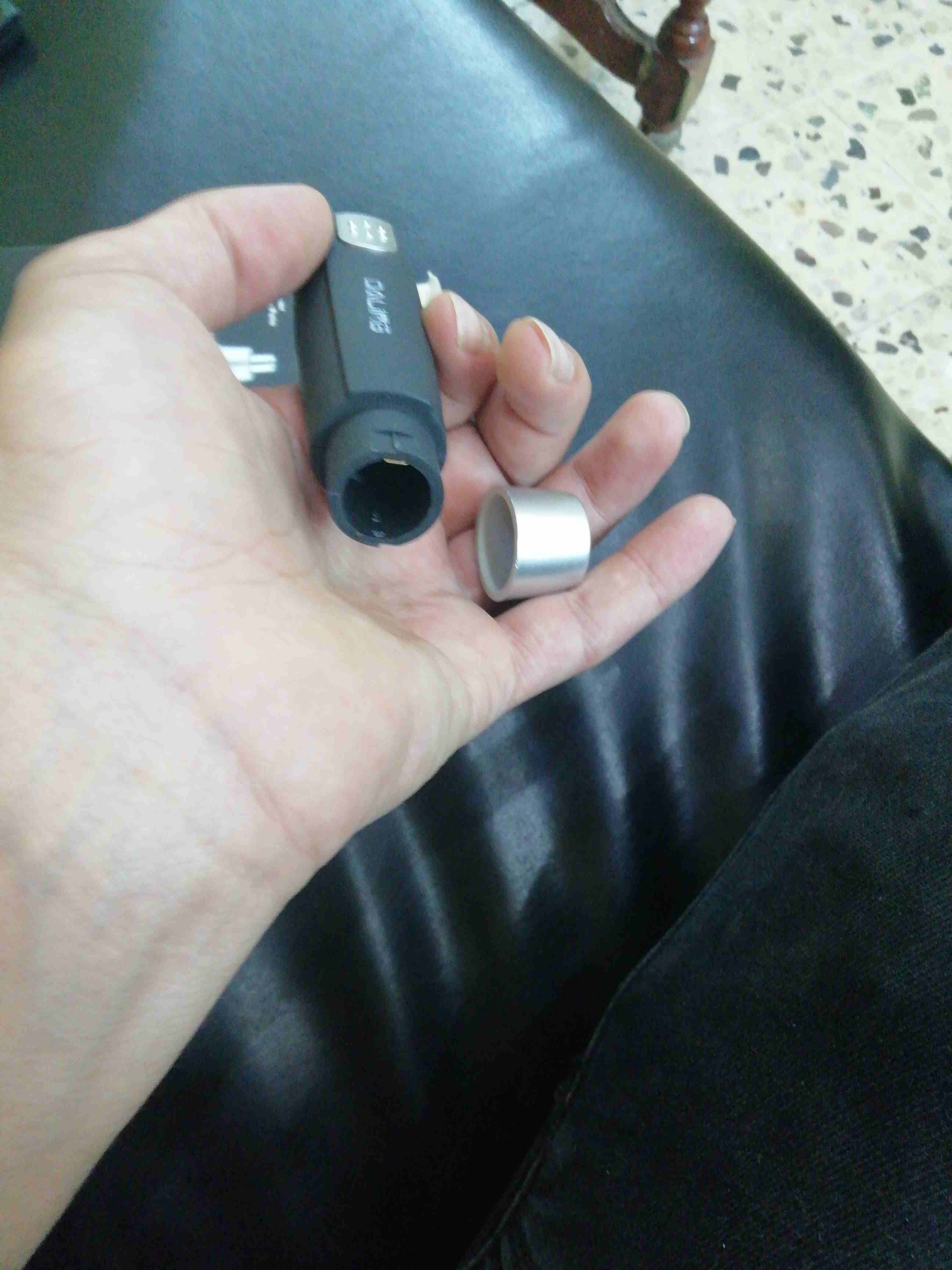 ماكينات بتشيل شعر الانف والاذنين بتشتغل على بطاريات الحاله جديدة
لا تنسَ أنك شاهدت هذا الإعلان في عنكبوت...