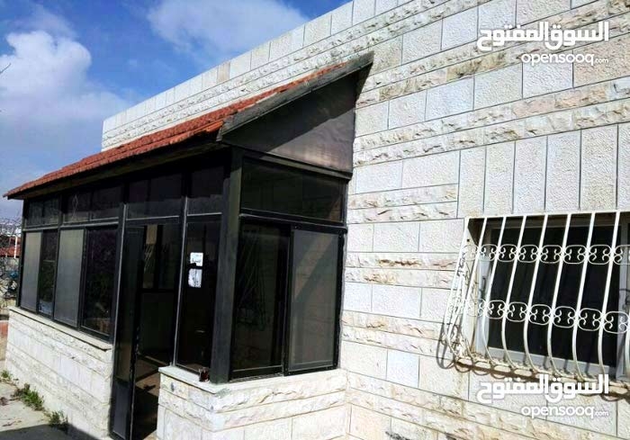 مستعجل جدا بيت طابقين للبيع في ناعور البلد (السعر غير قابل للتفاوض)
لا تنسَ أنك شاهدت هذا الإعلان في عنكبوت...