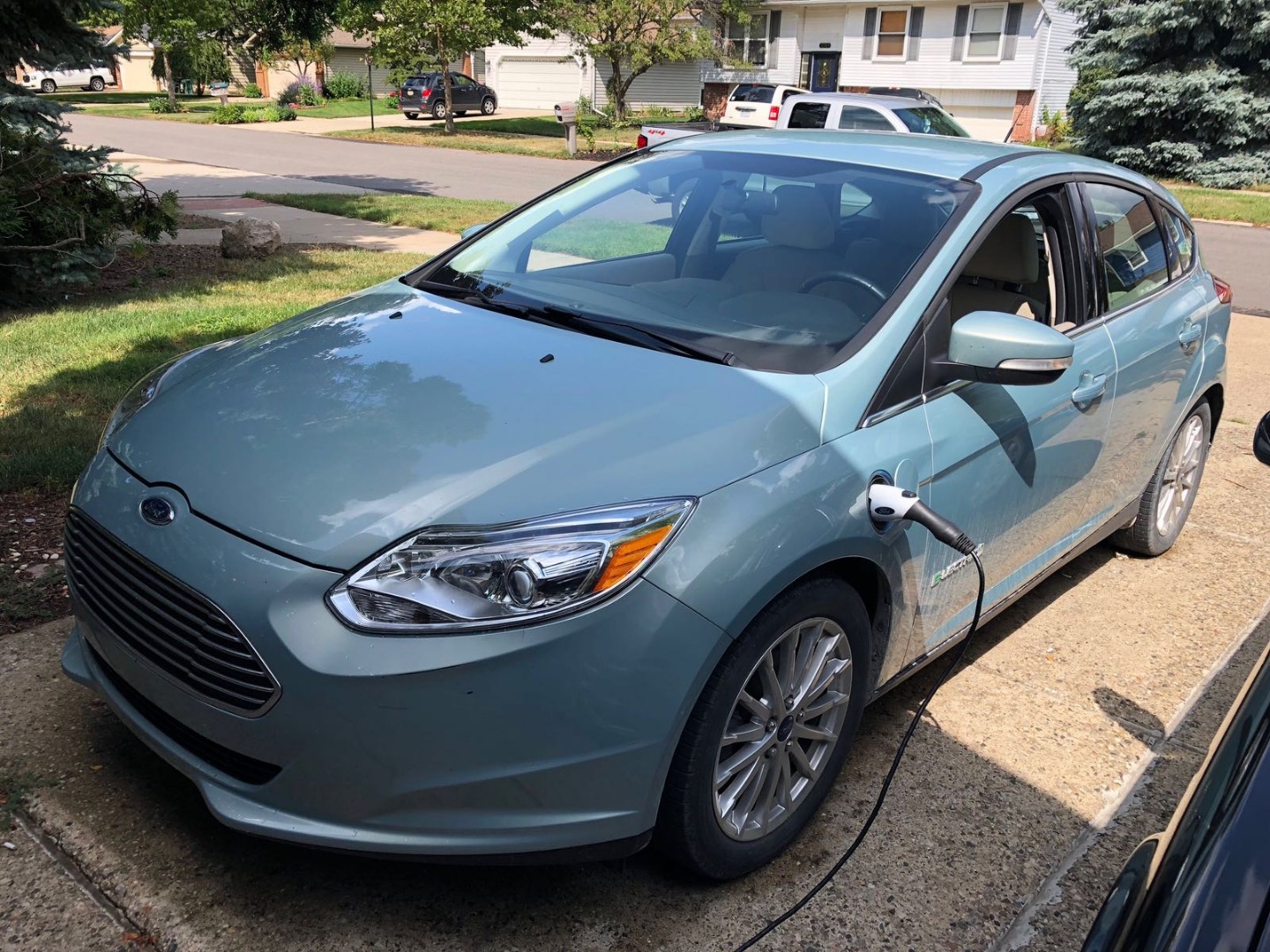 Ford Focus Electric 2013  بسعر ممتاز                                            


	 				لا تنسَ أنك شاهدت هذا الإعلان في عنكبوت            
	 				
                                فورد فوكس 2013 ك...